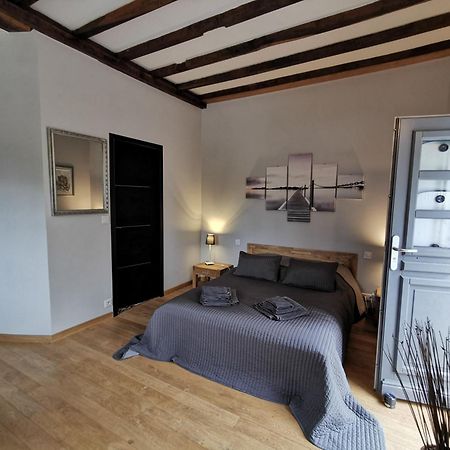 Le Petit Moulin Faverelles Room photo
