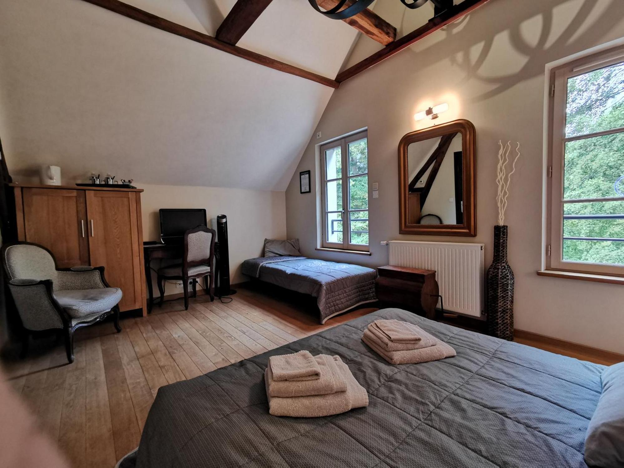 Le Petit Moulin Faverelles Room photo